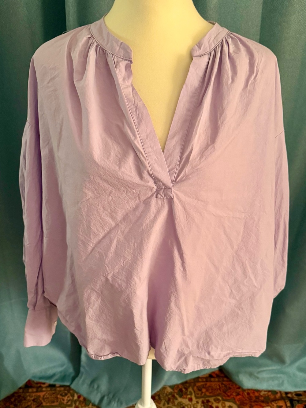 Banana Republic Lavender Pullover V-Neck Blouse